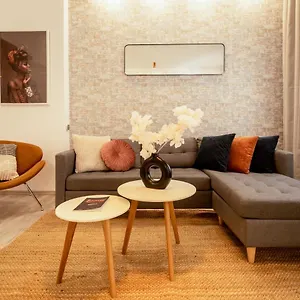 Ideal Stay: Spacious 2br Near Calea Victoriei Apartament